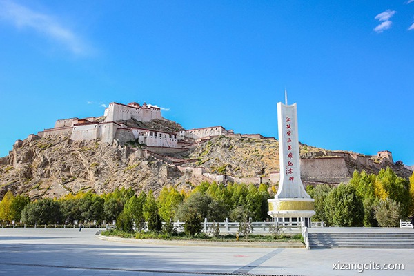 西藏旅游多少钱